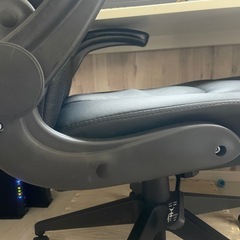 LOWYA　オフィスチェア　NEWアグラチェア PU ブラックの画像