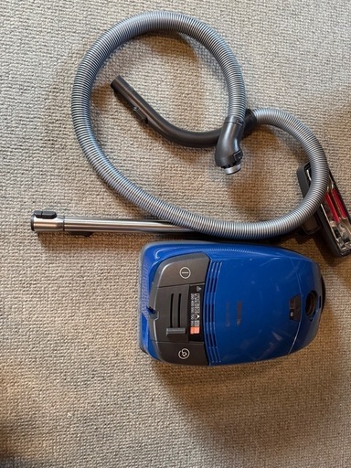 Miele社の掃除機S524ブルースター