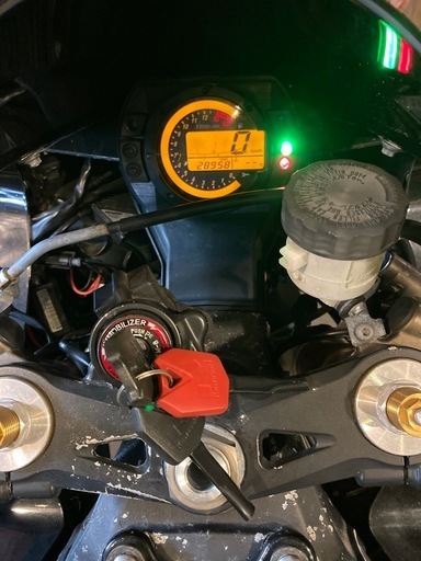 【翌日発送可能】 zx10r C型 (camper) 岩槻のカワサキの中古あげます・譲ります レディースウェア