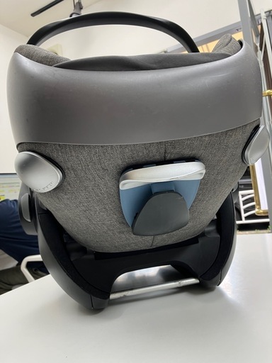Cybex cloud Q plus チャイルドシート