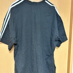 adidas Tシャツの画像