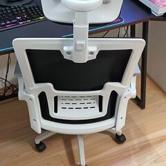 ゲーミングチェア　デスクチェア　オフィスチェアの画像
