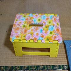 子ども用椅子  折りたたみ椅子の画像