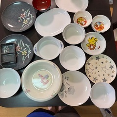 食器や調理器具？の画像