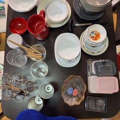 食器や調理器具？の画像