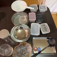 食器や調理器具？