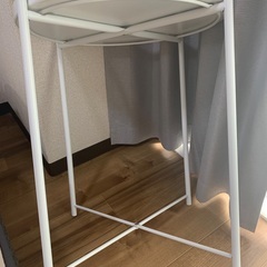 GLADOM トレイテーブル（ホワイト）の画像