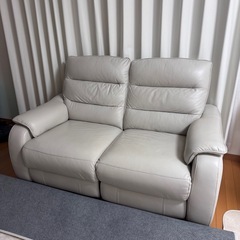 7月限定投稿最終値下げ！早い者勝ち: 両電動リクライニングソファ(クローナ スタンダードタイプ NB LGY)の画像