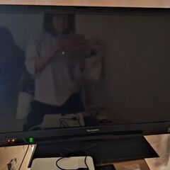 AQUOSテレビ　2013年製　32型の画像