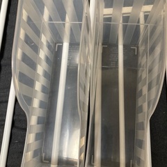 突っ張りシェルフ　ファイルボックスの画像