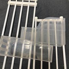 突っ張りシェルフ　ファイルボックスの画像
