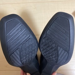 【美品】 靴・パンプス 22.5cm黒の画像