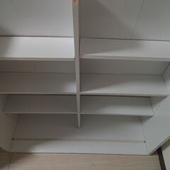 本棚になります。