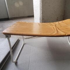 折り畳み式　ローテーブル　薄い茶色