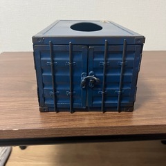 お盆セール！ビンテージティッシュボックスの画像