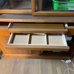 食器棚の画像