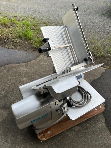 ワタナベ　業務用ミートスライサー WSD-2P&3P三相200v 厨房 ワタナベ 業務用ミートスライサー WSD-2P&3P三相200v 厨房