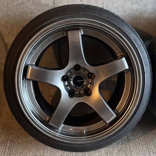 17インチ　9.5j＋15 VALINO ドリケツ　4本