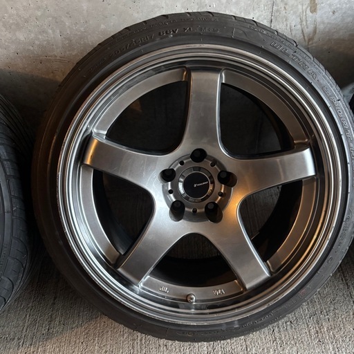 17インチ　9.5j＋15 VALINO ドリケツ　4本