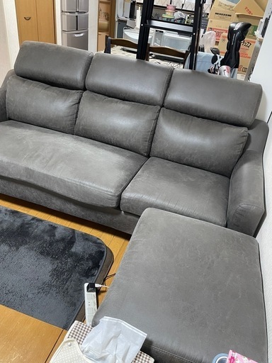 ソファー3人掛け　きれいです。