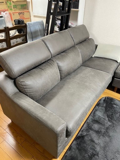 ソファー3人掛け　きれいです。