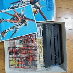 1/100MGエールストライクガンダム未組み立ての画像