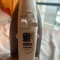 TOSHIBA スチームアイロンの画像