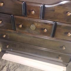 😺🐷レトロ　タンスの画像