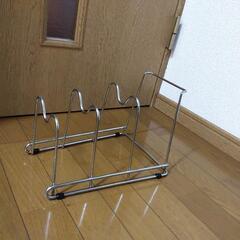 IKEAフライパン立て