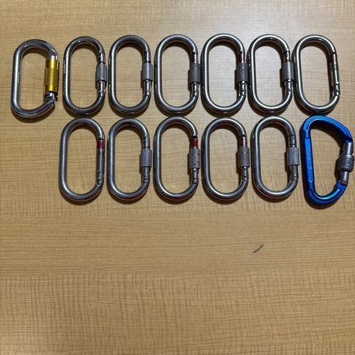 カラビナ　消防用