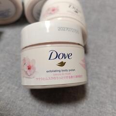 DOVE  ダヴボディスクラブ ボディ洗浄料 の画像