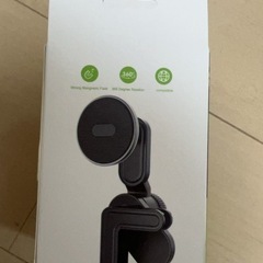 【新品】強力マグネット式 360°回転　車載スマホホルダーの画像