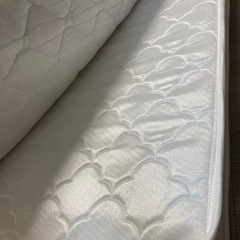 決まりました 【ほぼ新品です】シングルマットレスの画像