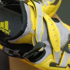 アディダス　adidas　メンズスニーカー　サンダル　新品未使用　難ありの画像