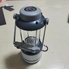 💡GREENHOUSE　17灯LEDキャンピングランタン　便利なフック付きハンドルの画像