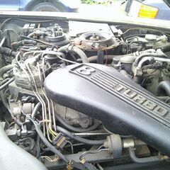 外車―ベントレーターボーリペアー済みエンジン及び部品販売の画像