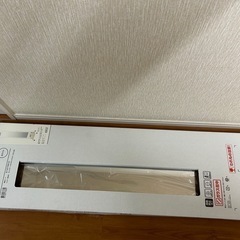 ニトリ:キャスター付きスタンドミラー