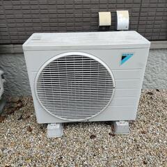【美品】ダイキン エアコン 6畳用 2019年製 室外機・リモコン付き《業者洗浄済・直接引き取り限定》
の画像