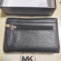 【大注目】 新品未使用マイケルコースの財布箱付きMK-W131B (海好き プロフ 時計