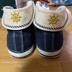 【再出品】スニーカーの画像