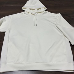 【新品】GU パーカー　スウェット　XLの画像