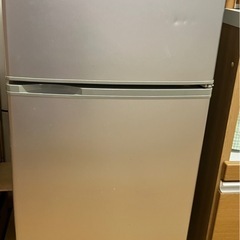 小型　冷蔵庫