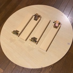 【無料】丸テーブルの画像