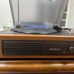 レコードプレイヤーの画像