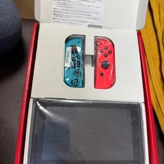 【超美品】Nintendo Switch 保証残有り、オマケ付の画像