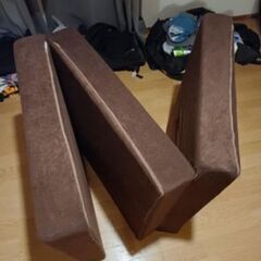３つ折りマットレスの画像