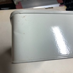 おしゃれ　ティッシュケース　１部凹みありの画像
