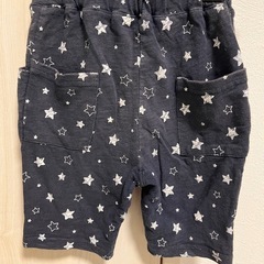星柄ジャージショートパンツ　100サイズの画像