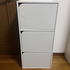 ニトリ　カラーボックス　3段　扉付き　