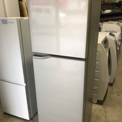 ♻️送料設置無料Panasonic ノンフロン冷凍冷蔵庫 NR-B250T-SS